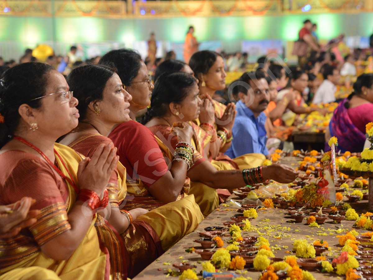 koti deepothsavam6