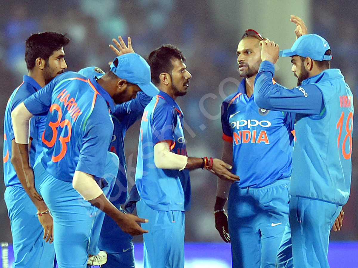 india beat new zealand by six runs13