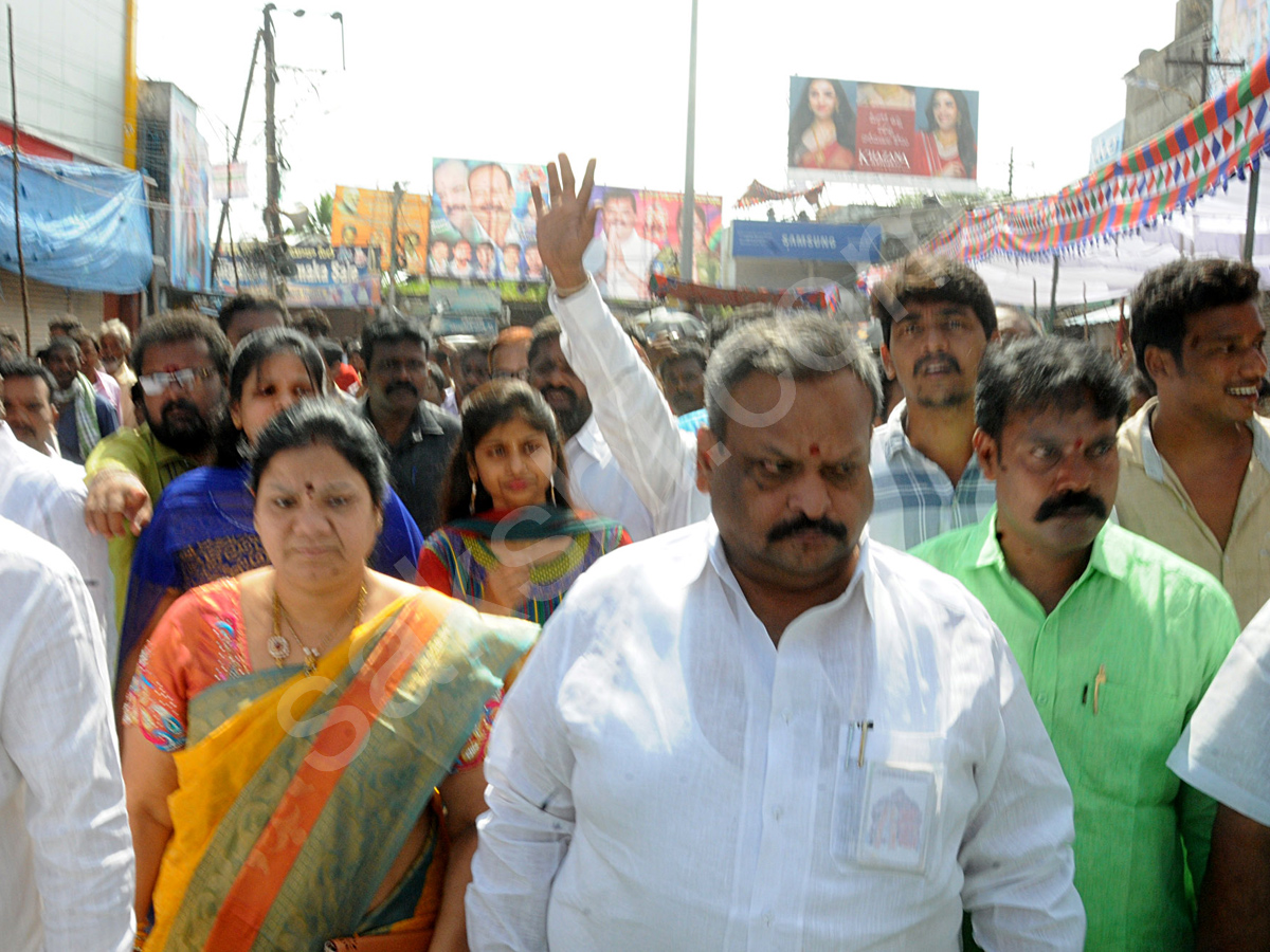 Pydithalli Ammavari Jathara In Vizianagaram13