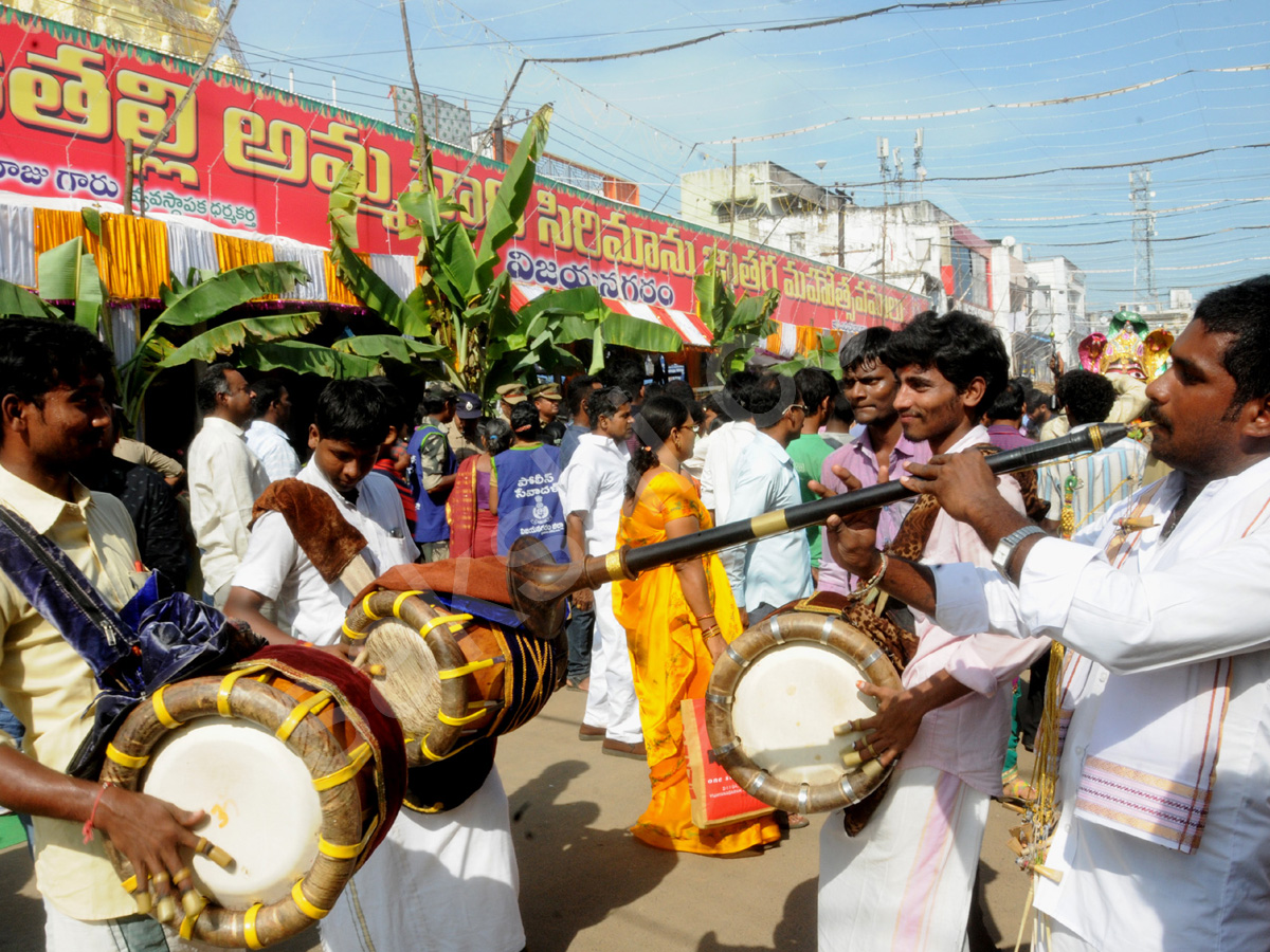 Pydithalli Ammavari Jathara In Vizianagaram25