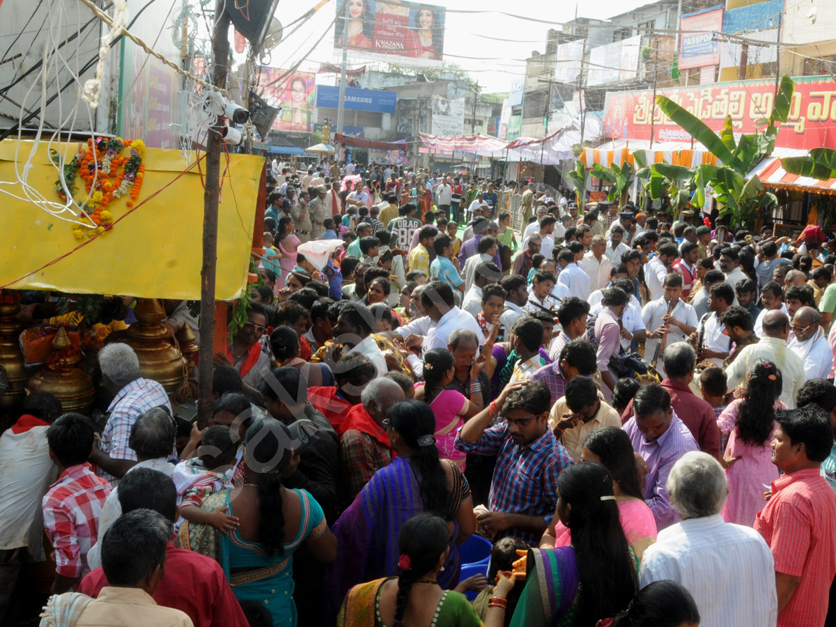 Pydithalli Ammavari Jathara In Vizianagaram29