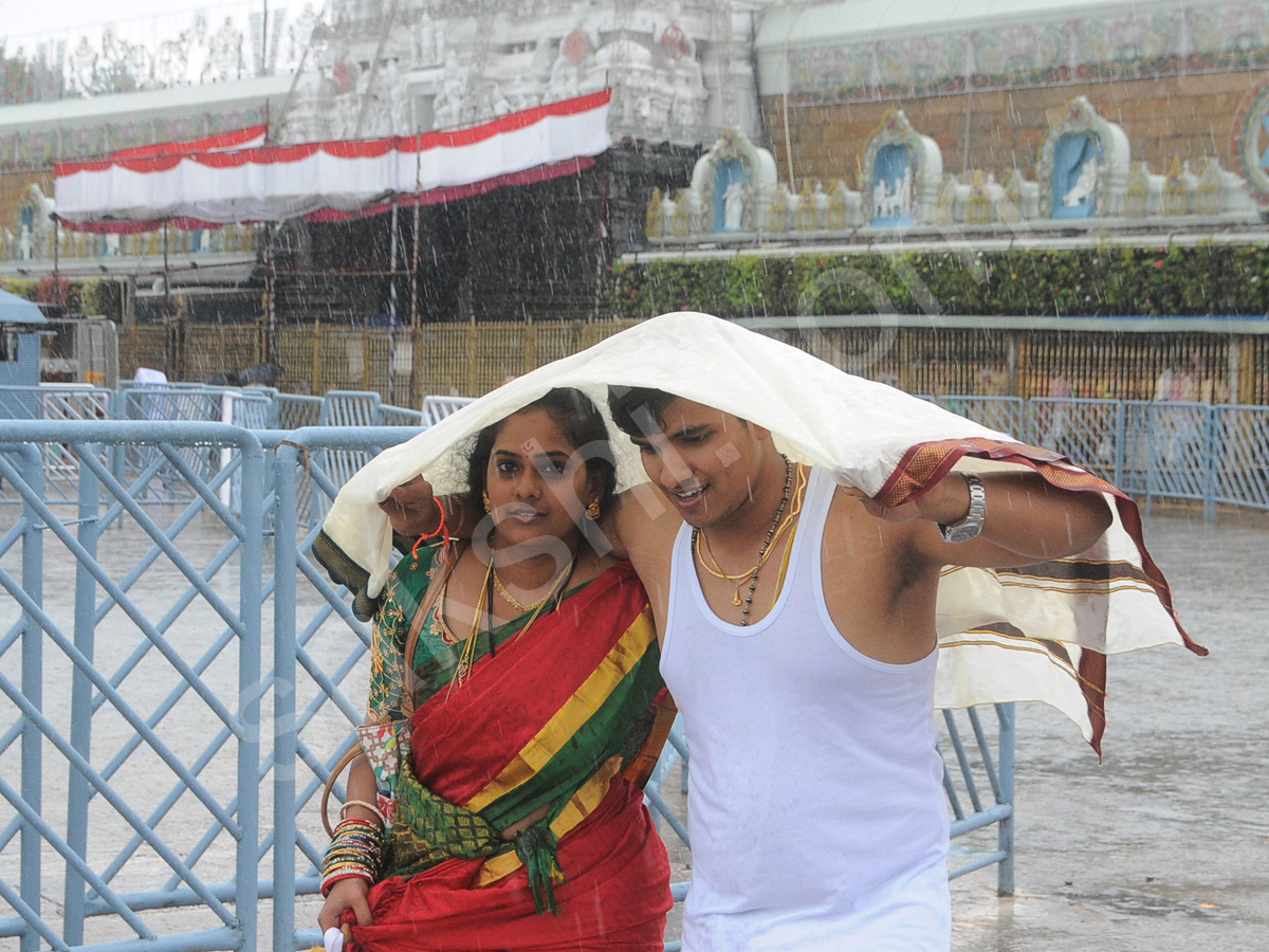 Heavy Rain In Tirumala20