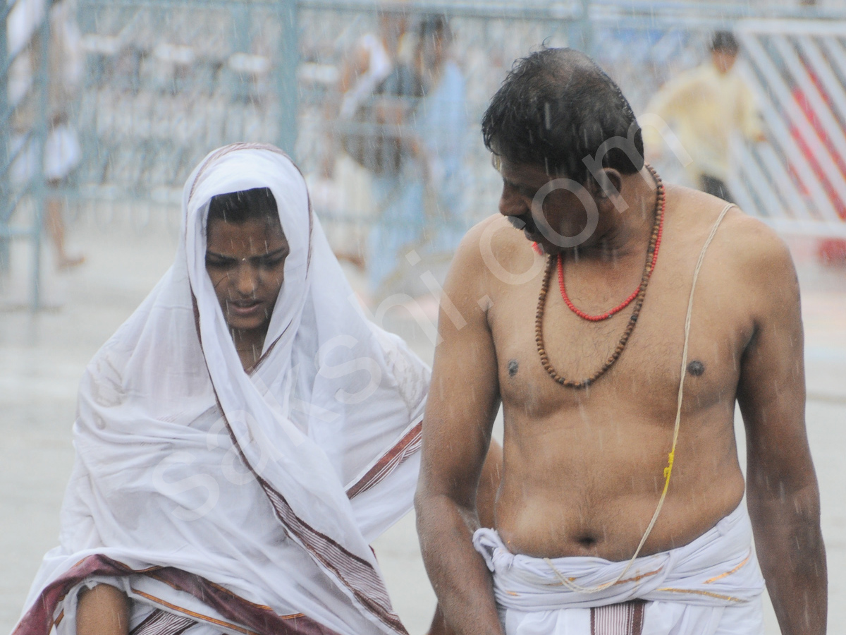 Heavy Rain In Tirumala10