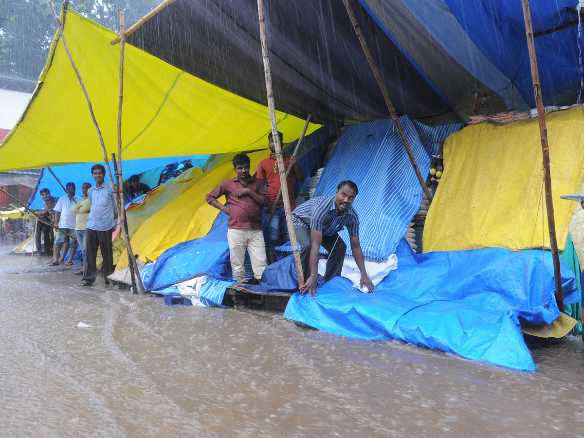 Heavy Rain In Tirumala27