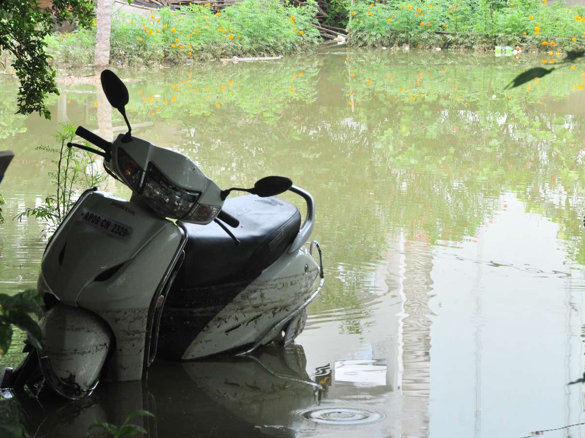 Heavy Rains in Hyderabad - Sakshi12