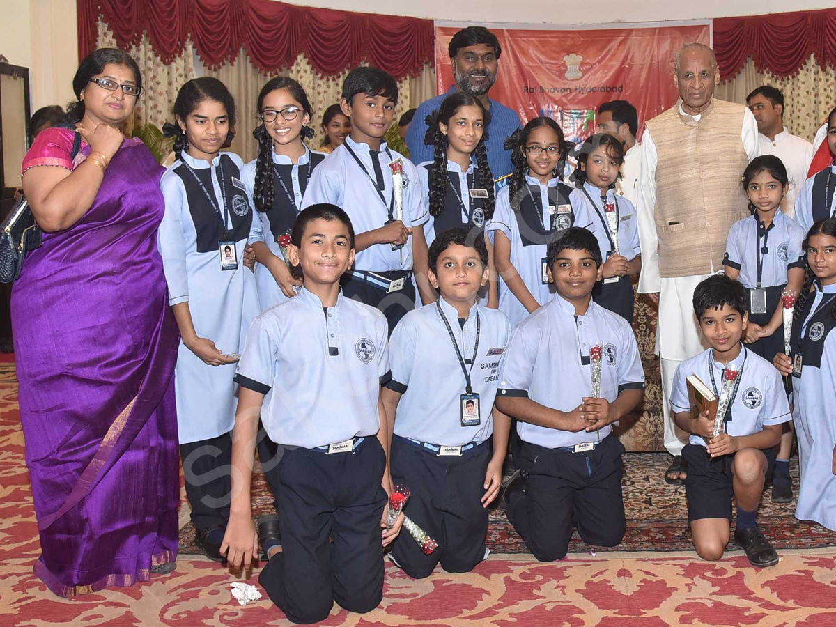 Governor Narasimhan Celebrates Children's Day  - Sakshi13