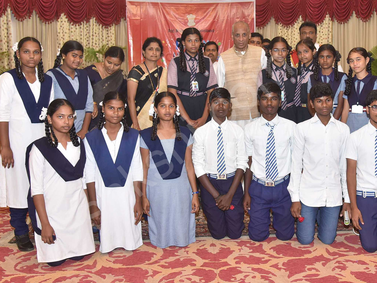 Governor Narasimhan Celebrates Children's Day  - Sakshi7