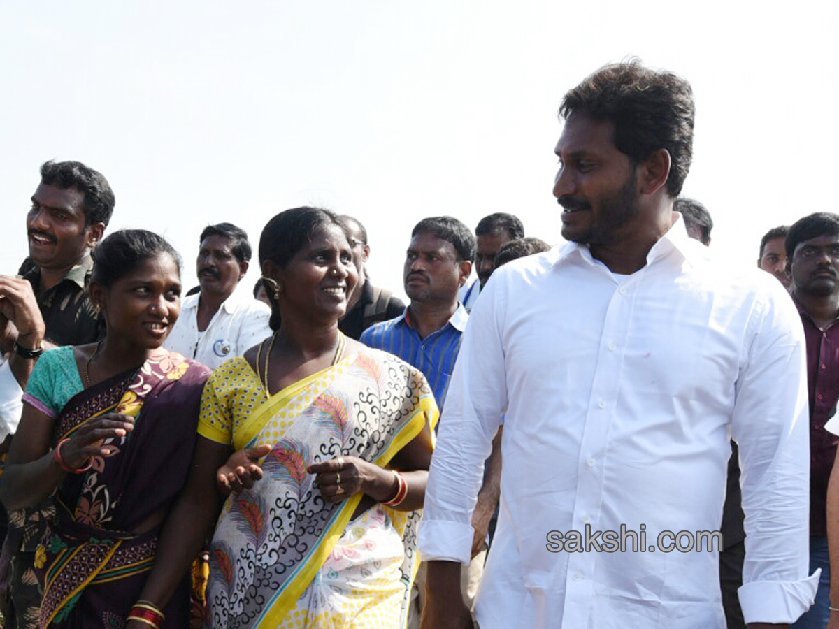 ninth day prajasankalapa yatra - Sakshi5
