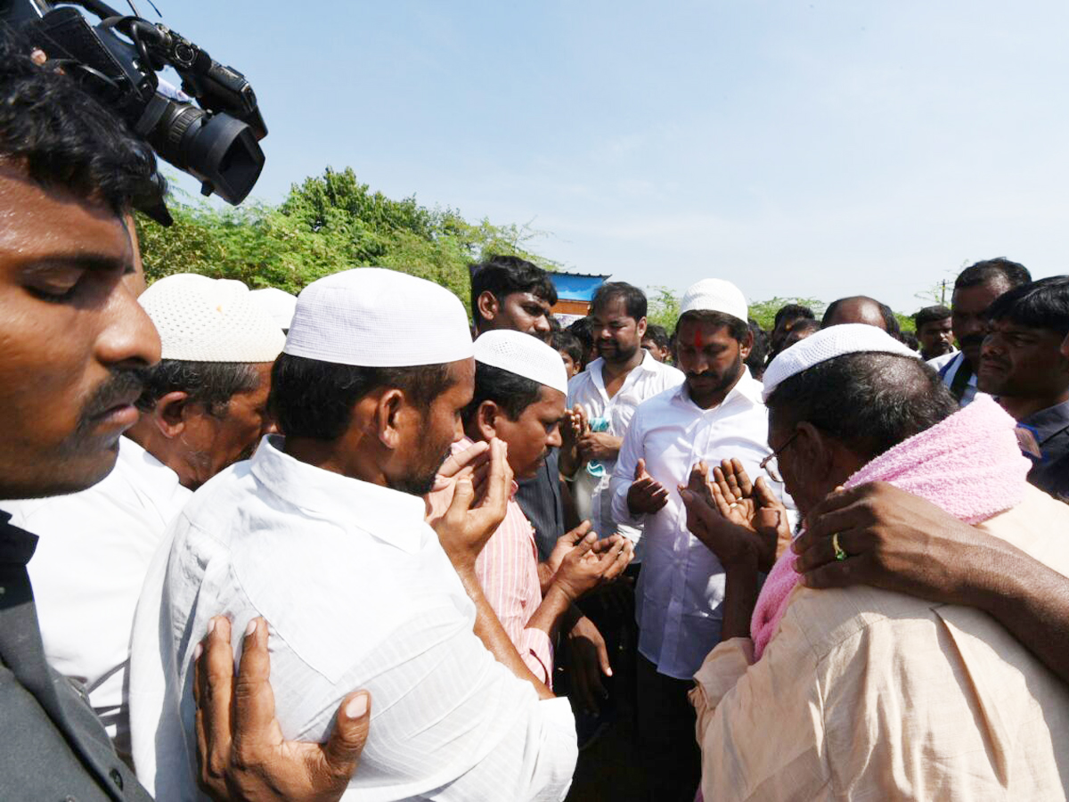 ninth day prajasankalapa yatra - Sakshi44