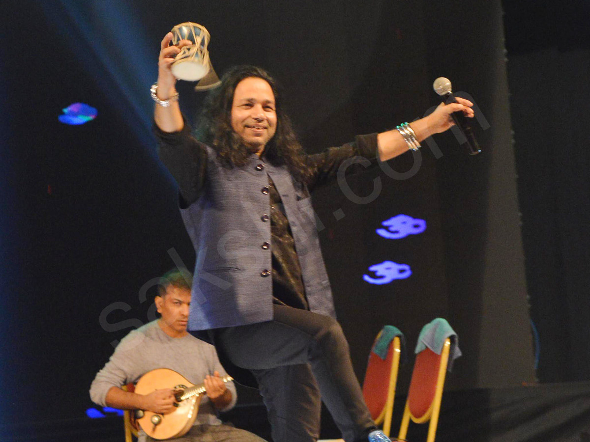 Kailash Kher Live in Concert at Shilpakala Vedika - Sakshi9