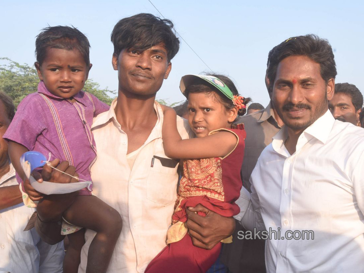 PrajaSankalpaYatra completes 300 km - Sakshi11