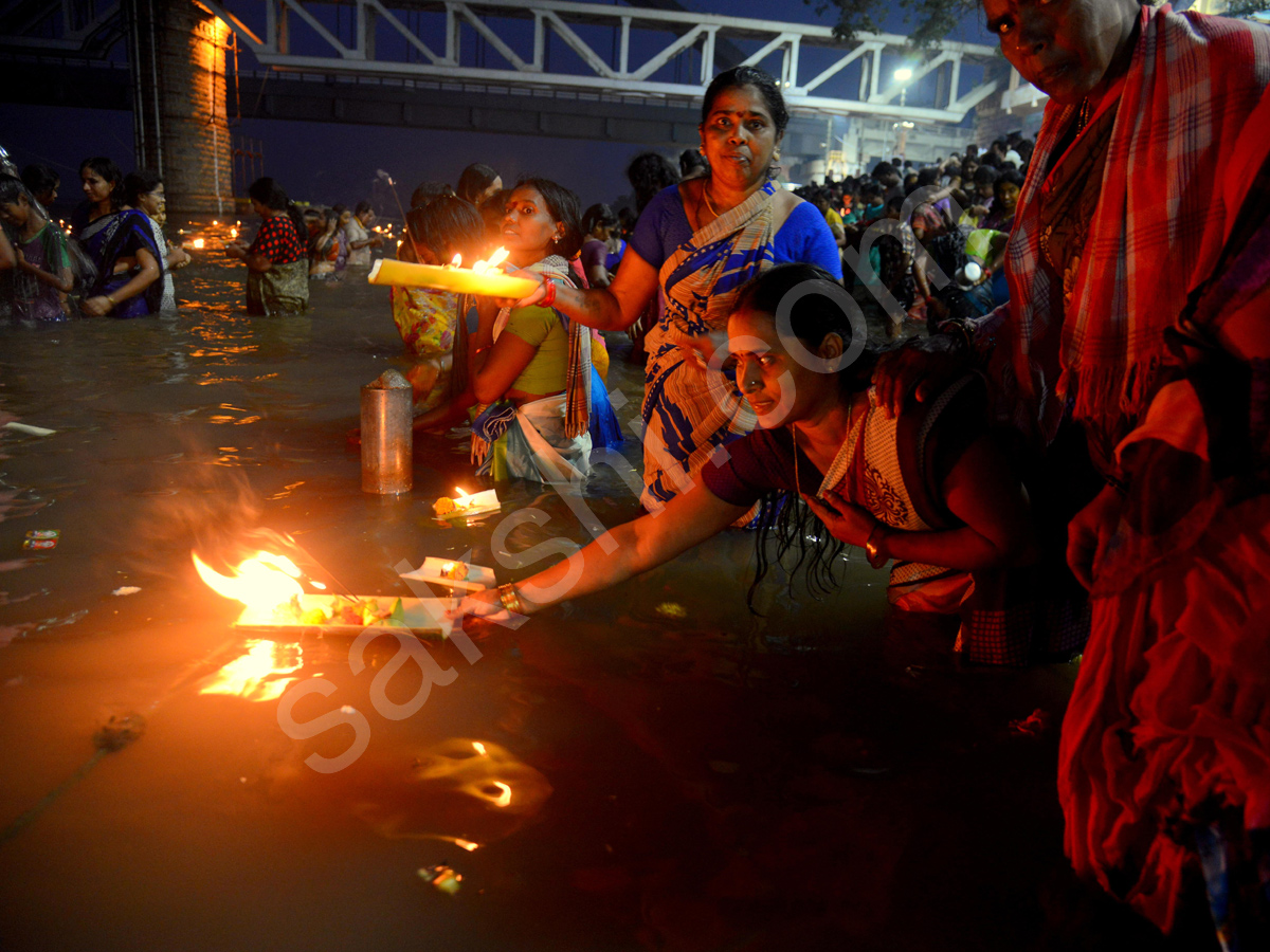 karthika pournami celebrations - Sakshi14