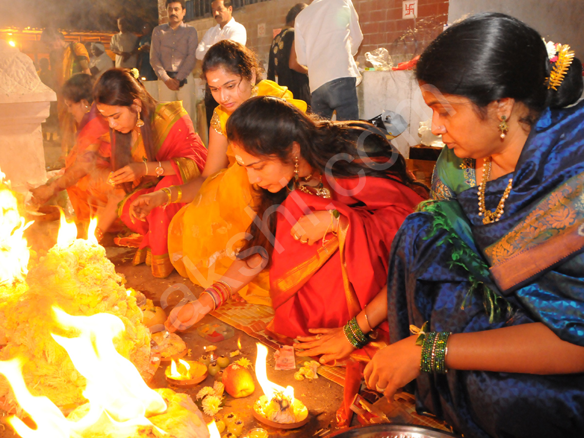 karthika pournami celebrations - Sakshi1