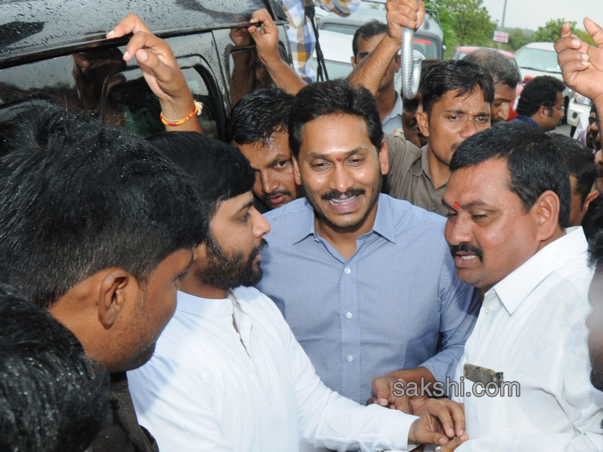 YS Jagan tour Pulivendula ahead of Praja Sankalpa Yatra launch - Sakshi16