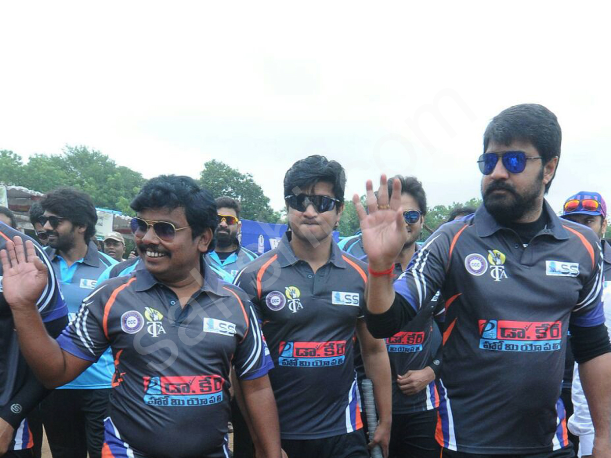 Tollywood stars's Cricket in Anantapur  - Sakshi7