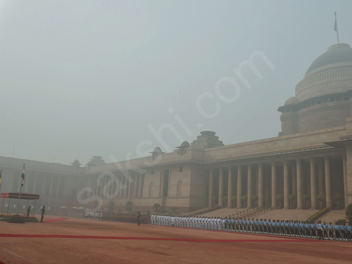 Dense Fog In Delhi - Sakshi11