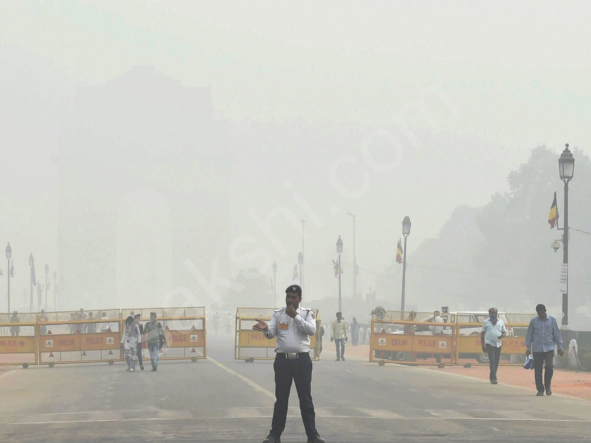 Dense Fog In Delhi - Sakshi8