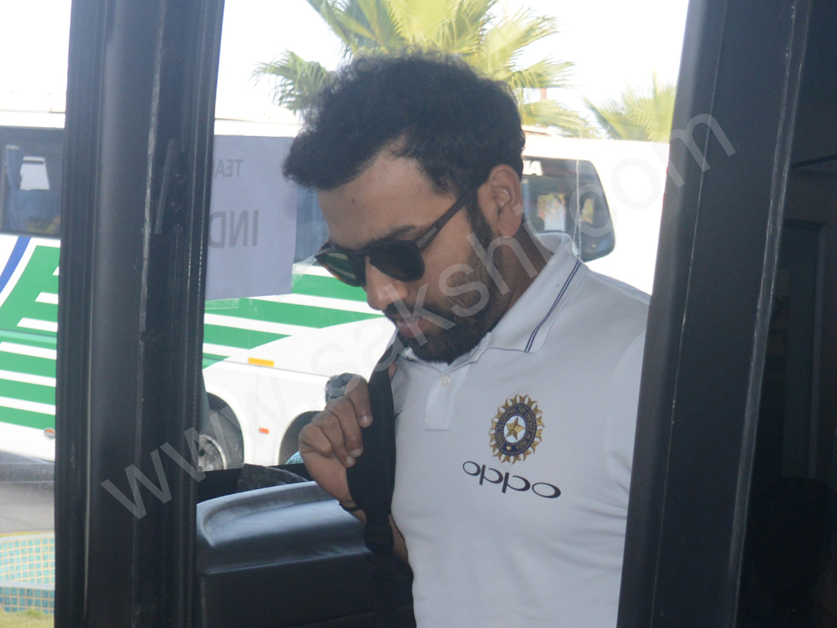 indian cricket team in vizag - Sakshi7