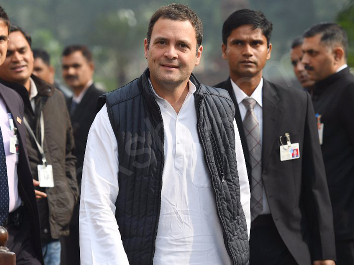 Rahul Gandhi takes charge as Congress President - Sakshi5