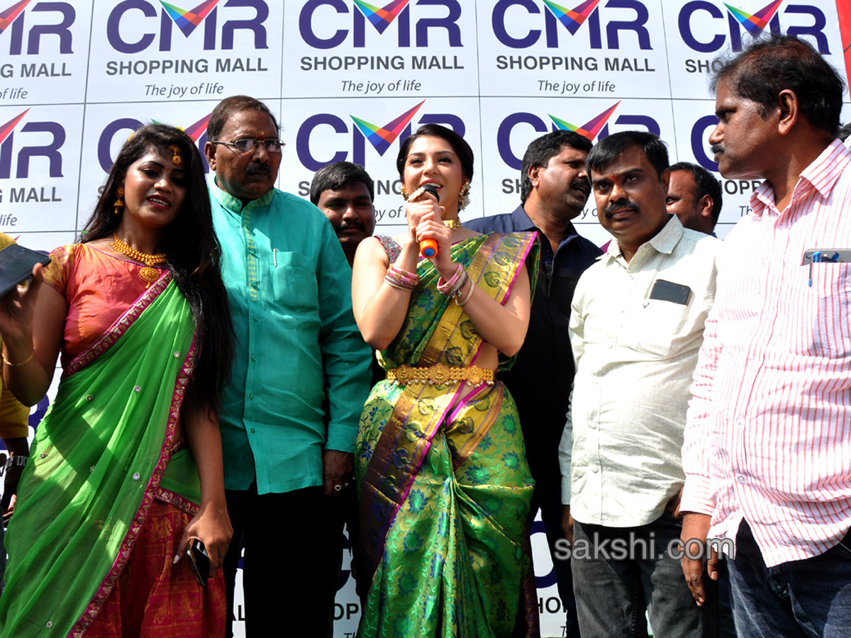 Cine Actress Mehreen visited nellore CMR Shopping Mall - Sakshi12