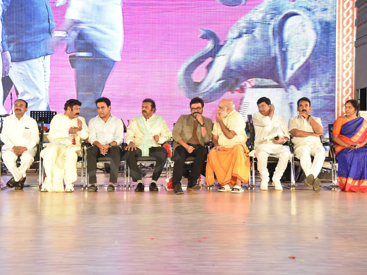 Tollywood Celebrities at PrapanchaTelugu Mahasabhalu - Sakshi14