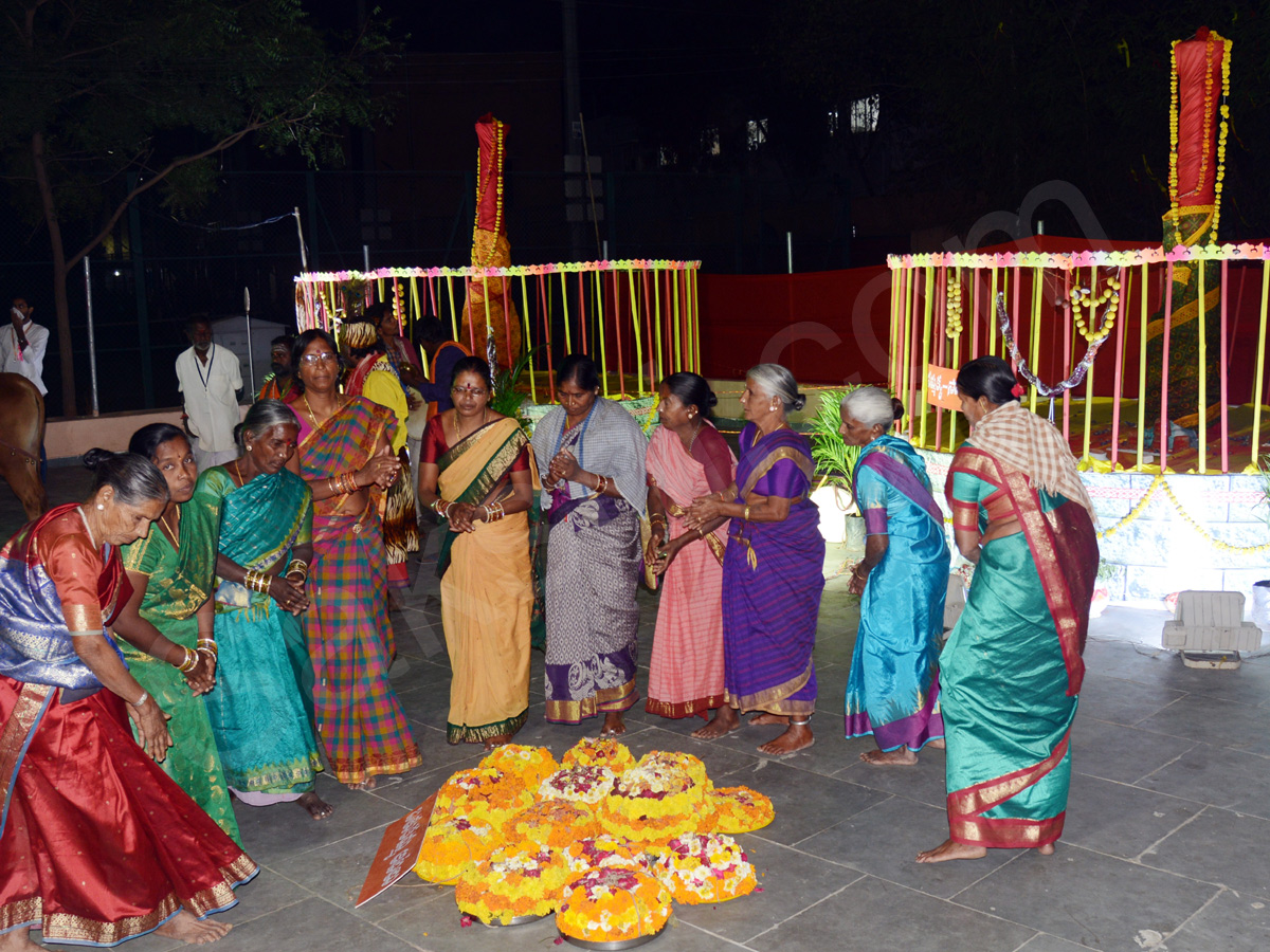 Prapancha Telugu Mahasabhalu Ending Ceremony in Lb Stadium - Sakshi24