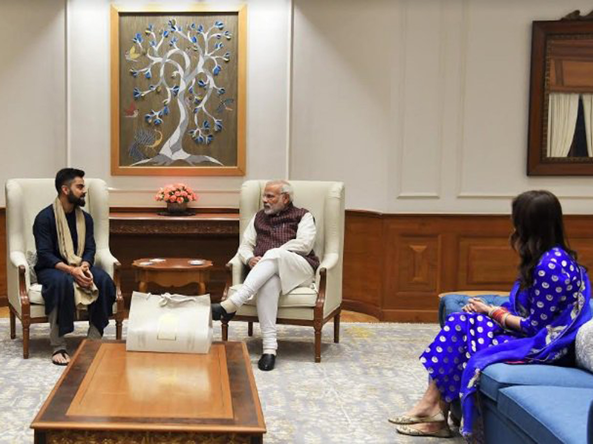 virat kohli and AnushkaSharma met PM narendramodi  - Sakshi2