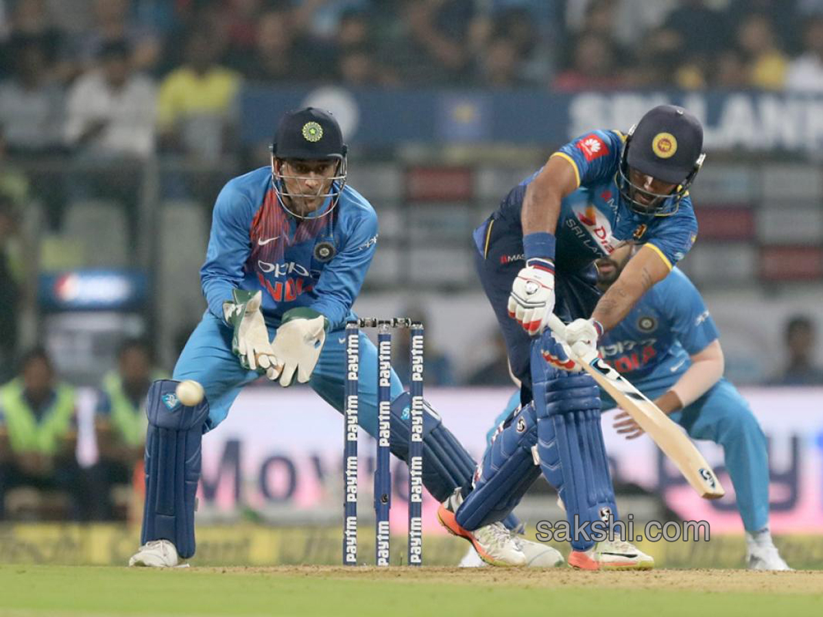 india beats srilanka clinch series clean sweep - Sakshi12