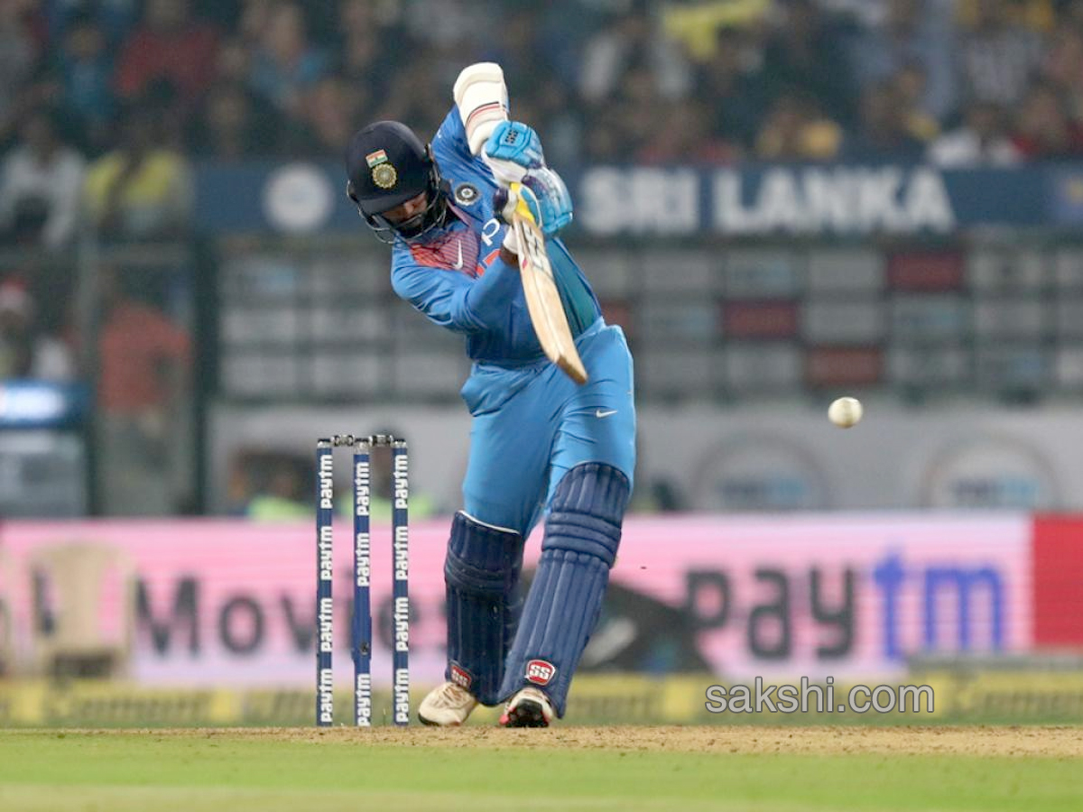 india beats srilanka clinch series clean sweep - Sakshi21