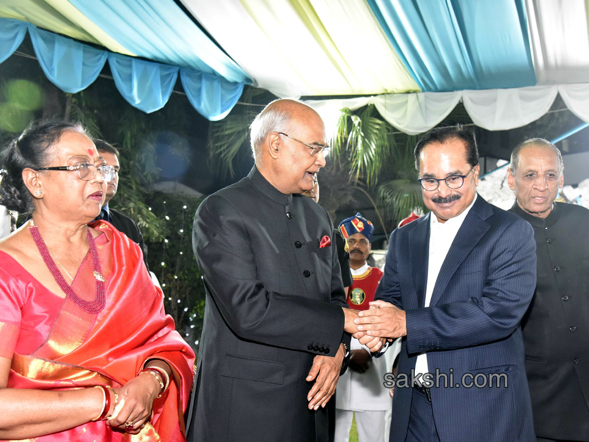 President Ramnath Kovind Dinner with Telangana Governor  - Sakshi4