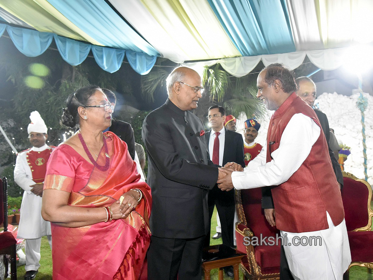 President Ramnath Kovind Dinner with Telangana Governor  - Sakshi7