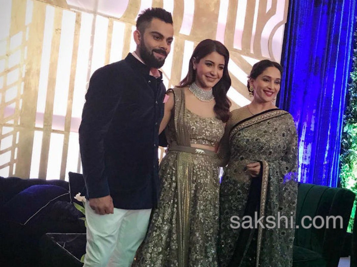 Virat and Anushka’s Mumbai reception - Sakshi14