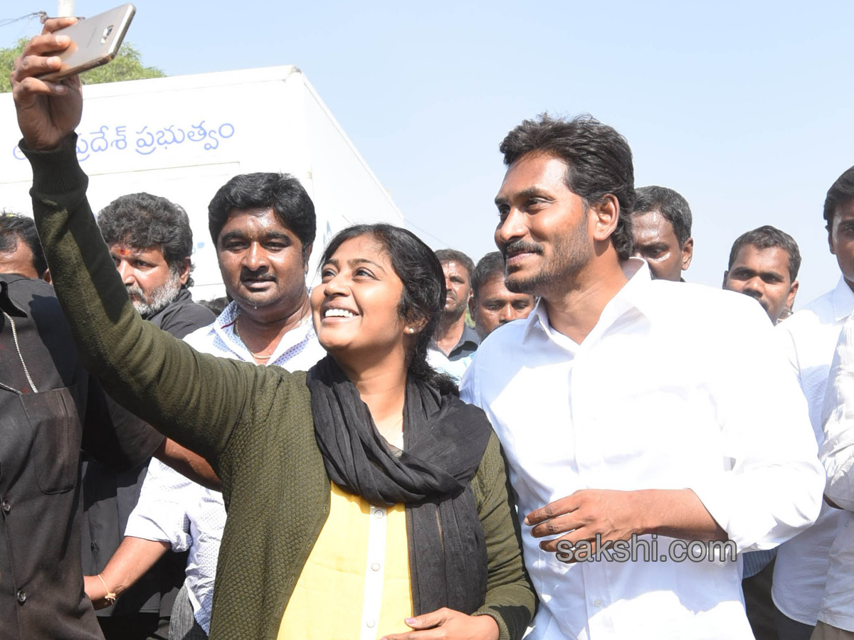 YS Jagan completed 46th day of his PrajaSankalpaYatra - Sakshi20