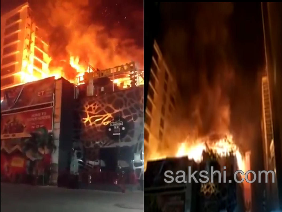  massive fire mumbai kamala mills building - Sakshi2