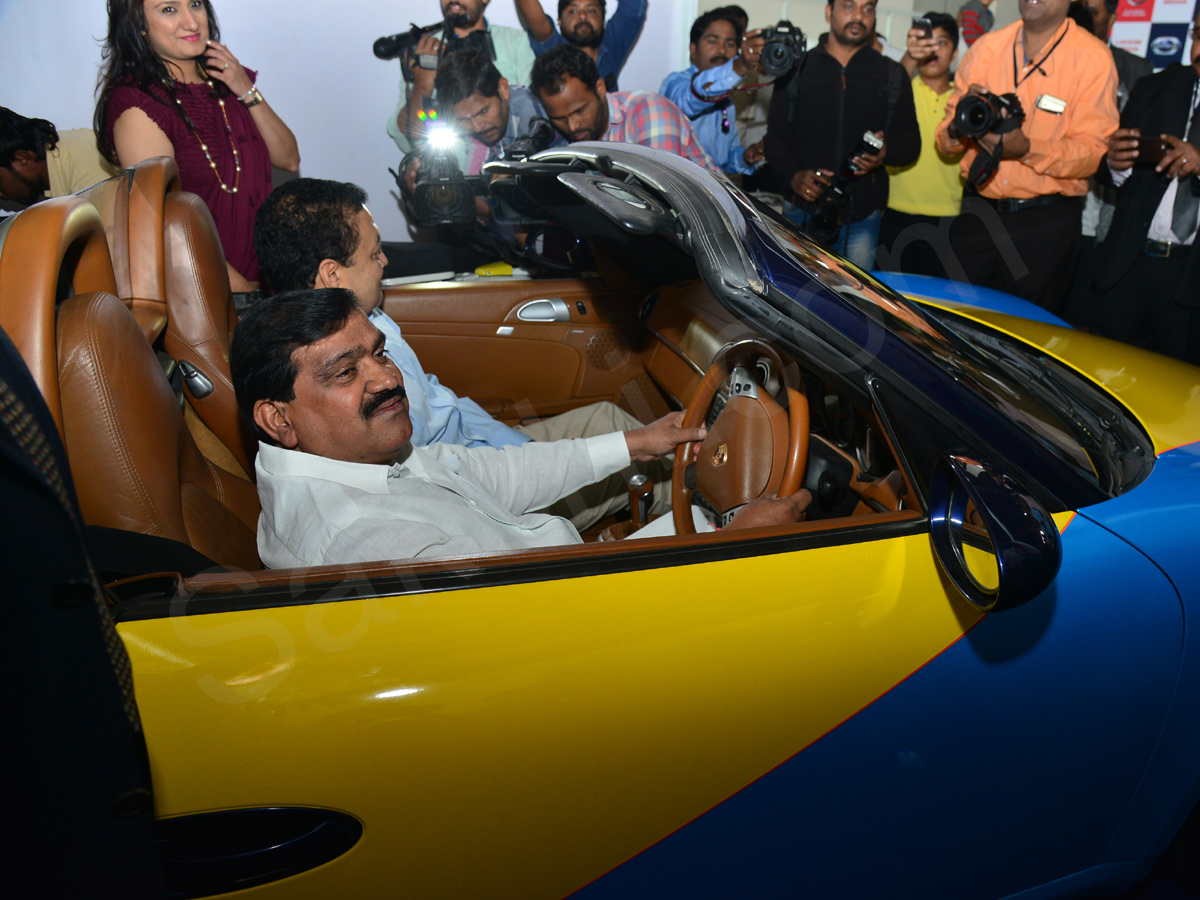 Minister Mahender Reddy Launches Hyderabad International Auto Show At Hitex  - Sakshi2