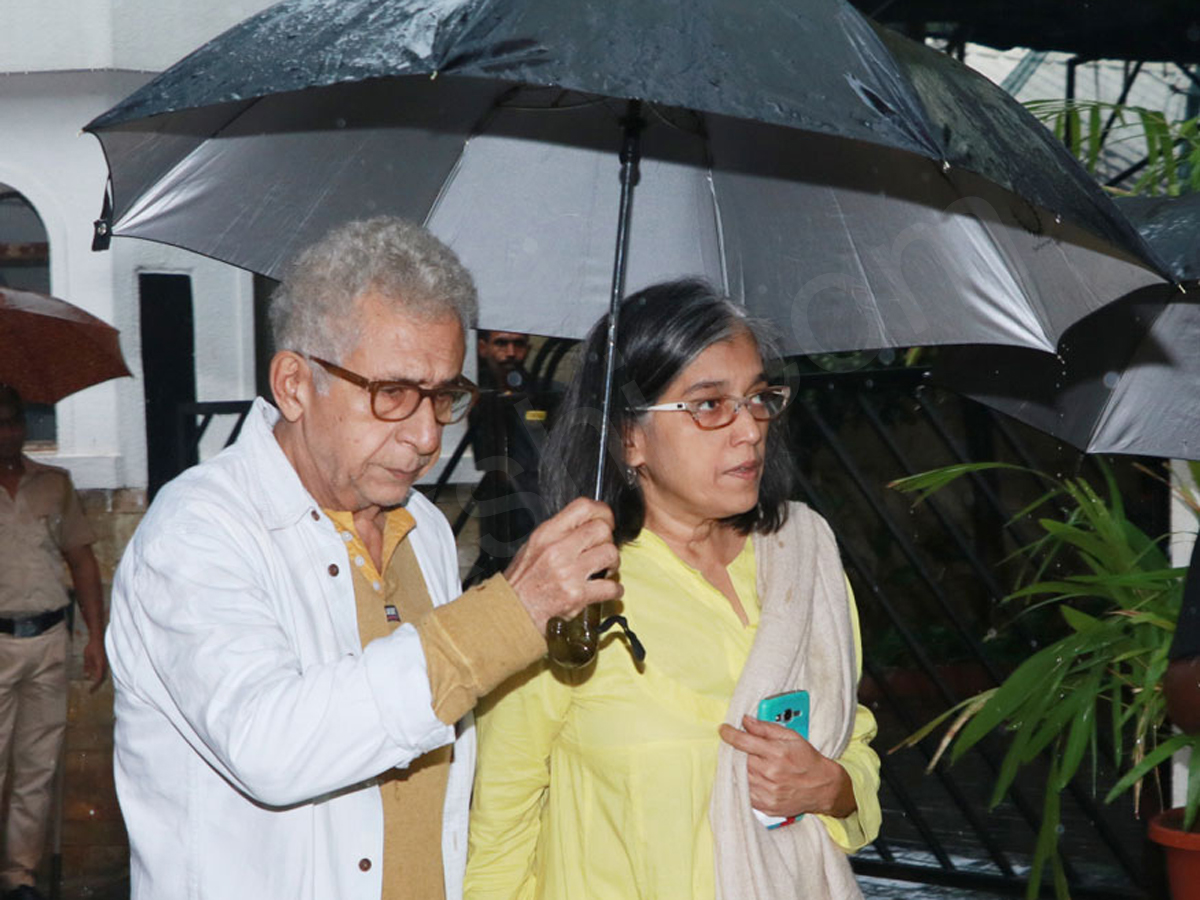 Shashi Kapoor's Funeral - Sakshi12