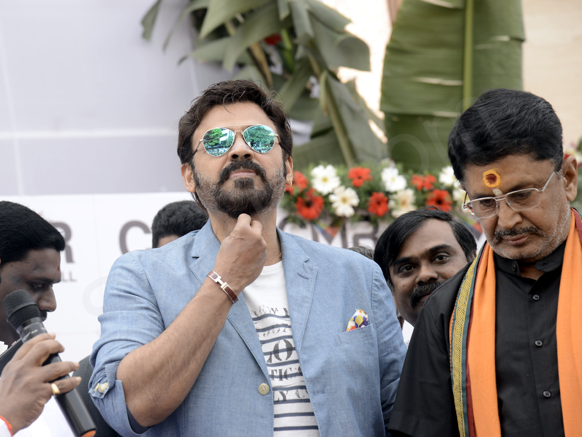 victory venkatesh at Rajamahendram - Sakshi7