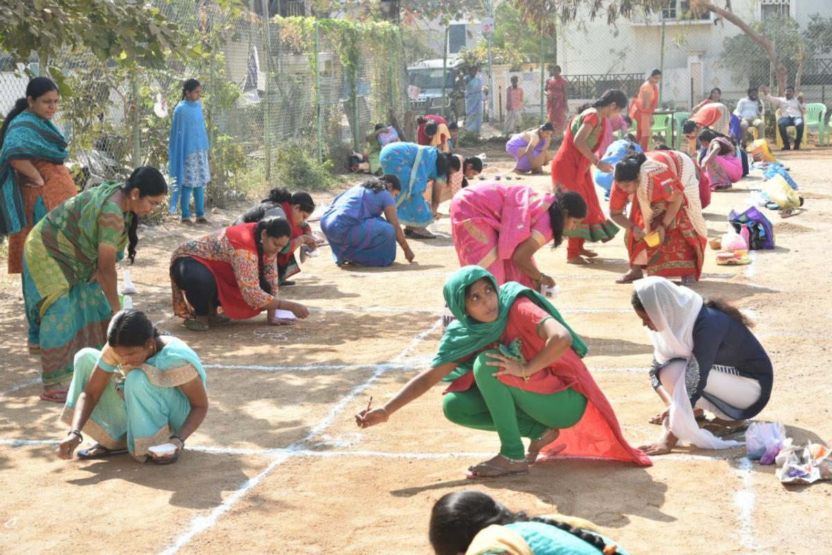 sankranthi muggulu competition - Sakshi5