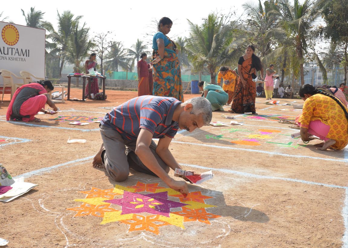 sankranthi muggulu competition - Sakshi7