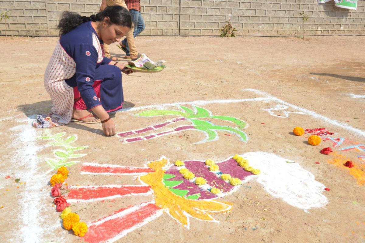 sankranthi muggulu competition - Sakshi15