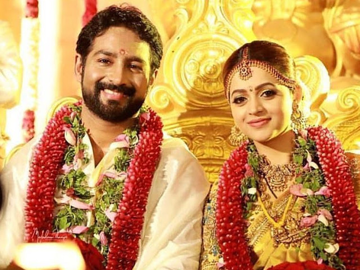 Malayalam actor Bhavana gets married to Kannada producer Naveen - Sakshi1