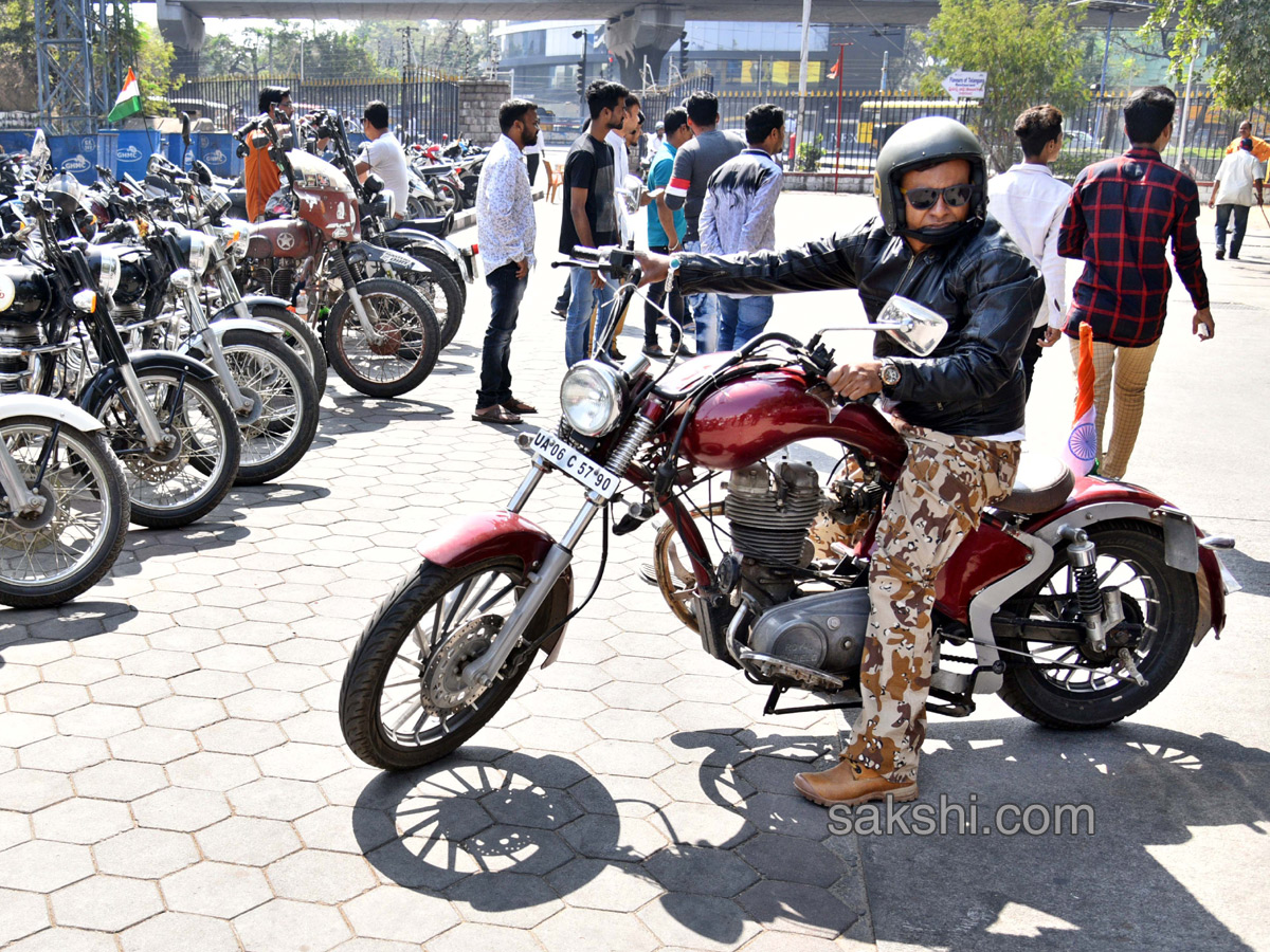 Vintage Car Exhibition at Lumbini Park - Sakshi12