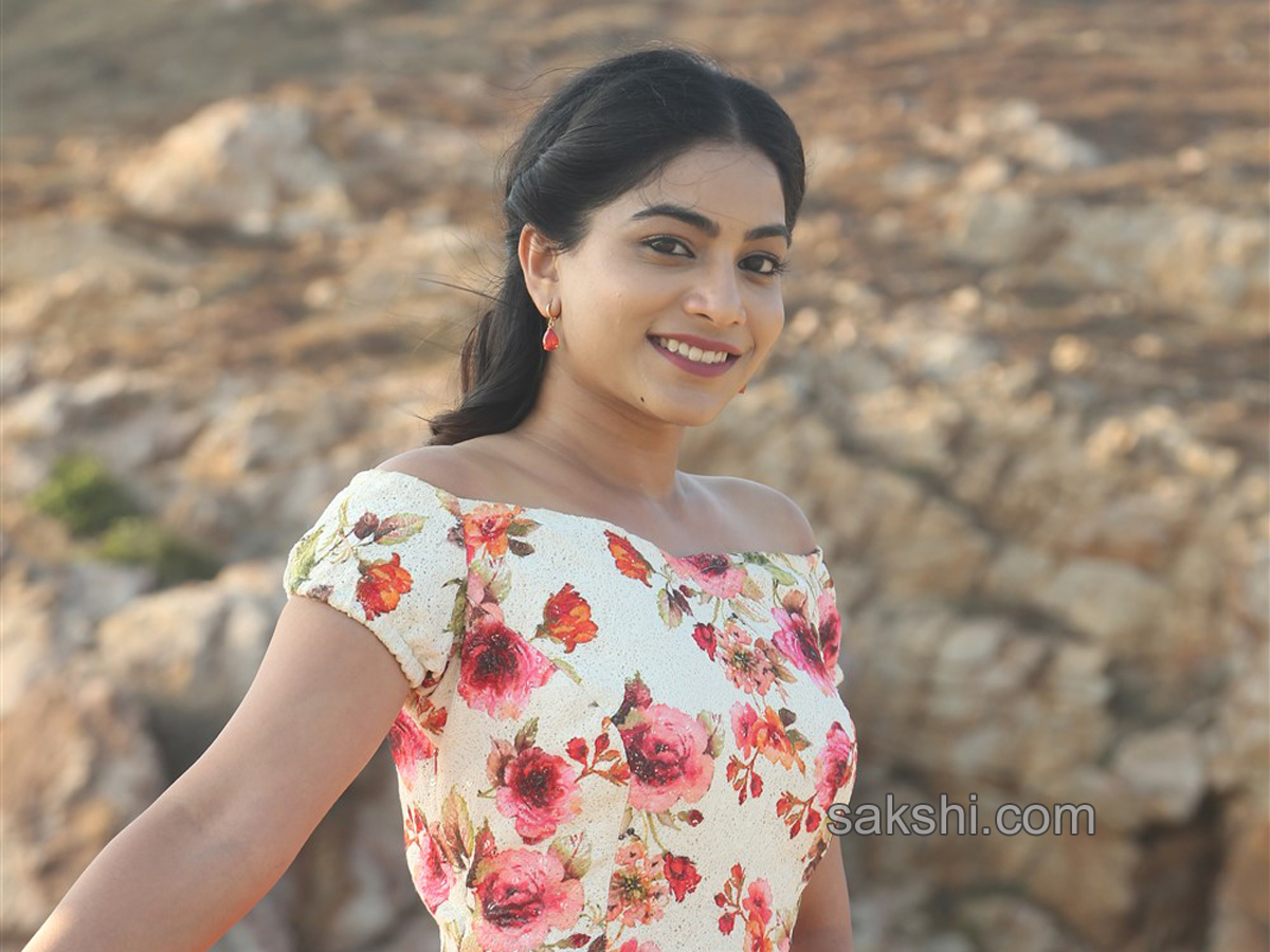 Enduko Emo Movie Stills - Sakshi10