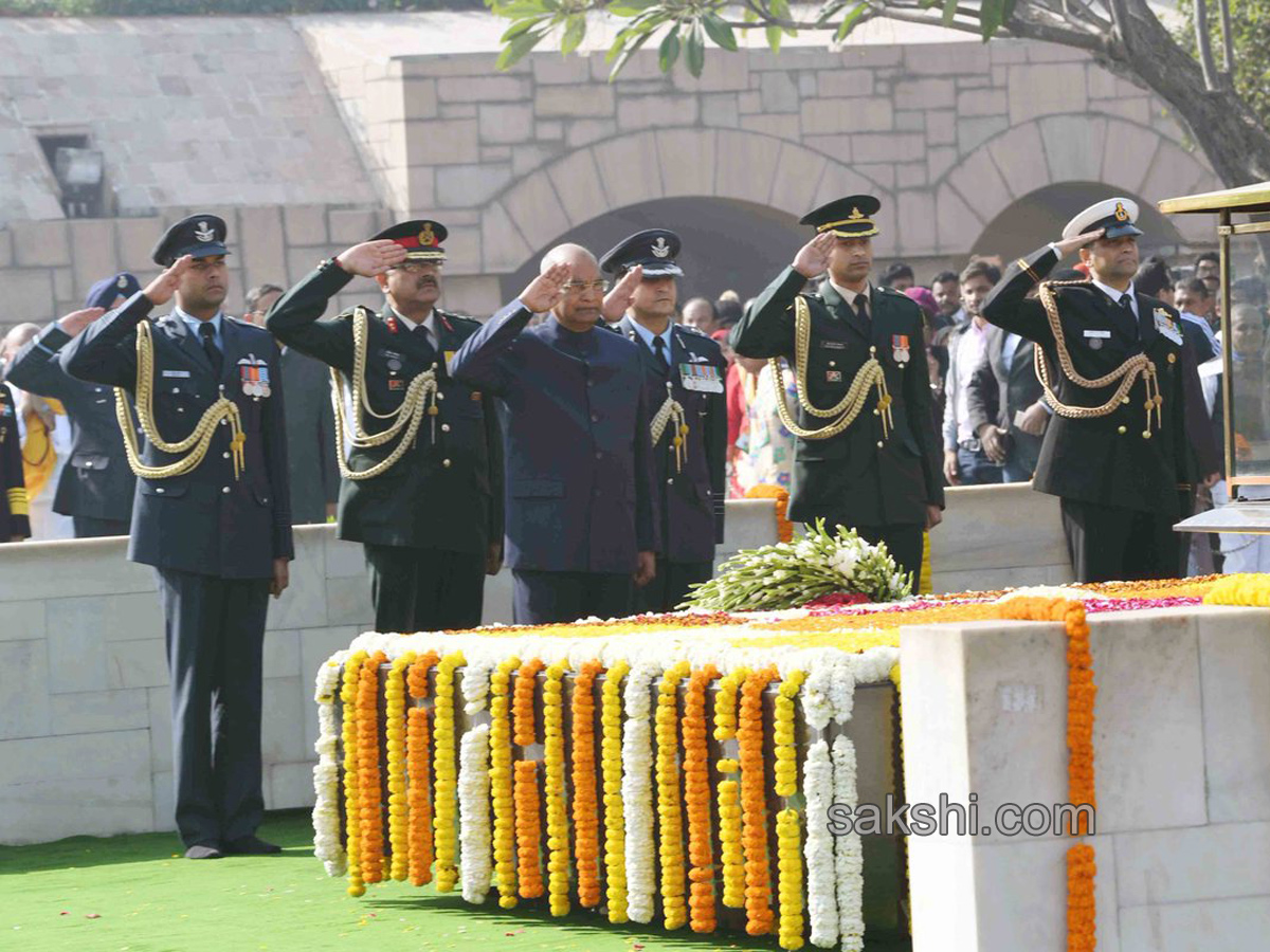 Mahatma Gandhi on his 70th death anniversary in New Delhi  - Sakshi3