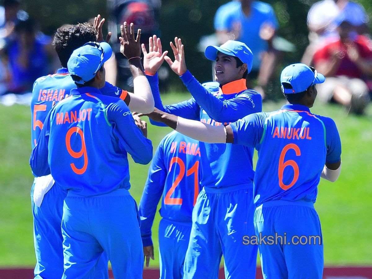 India beat Pakistan in the ICC U19 World Cup Semifinals - Sakshi1