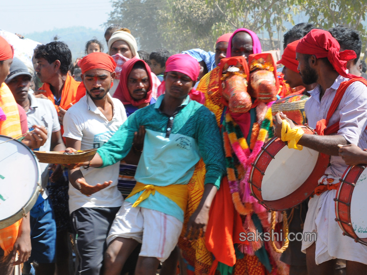 Sammakka Saralamma Jatara - Sakshi13