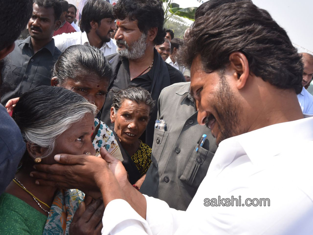 YS Jagan Day 52 Of PrajaSankalpaYatra  - Sakshi13