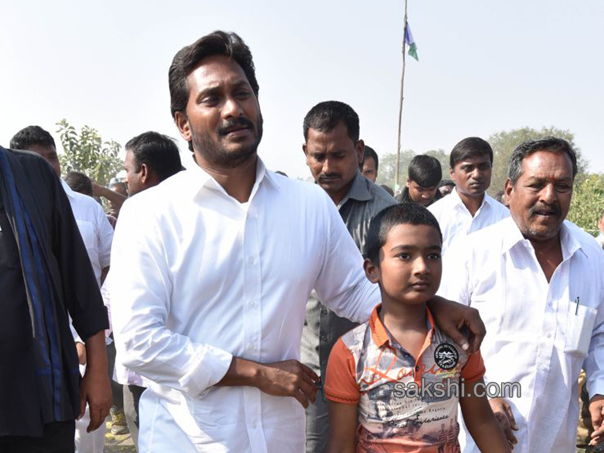 ys jagan mohan reddy prajasankalpayatra - Sakshi20