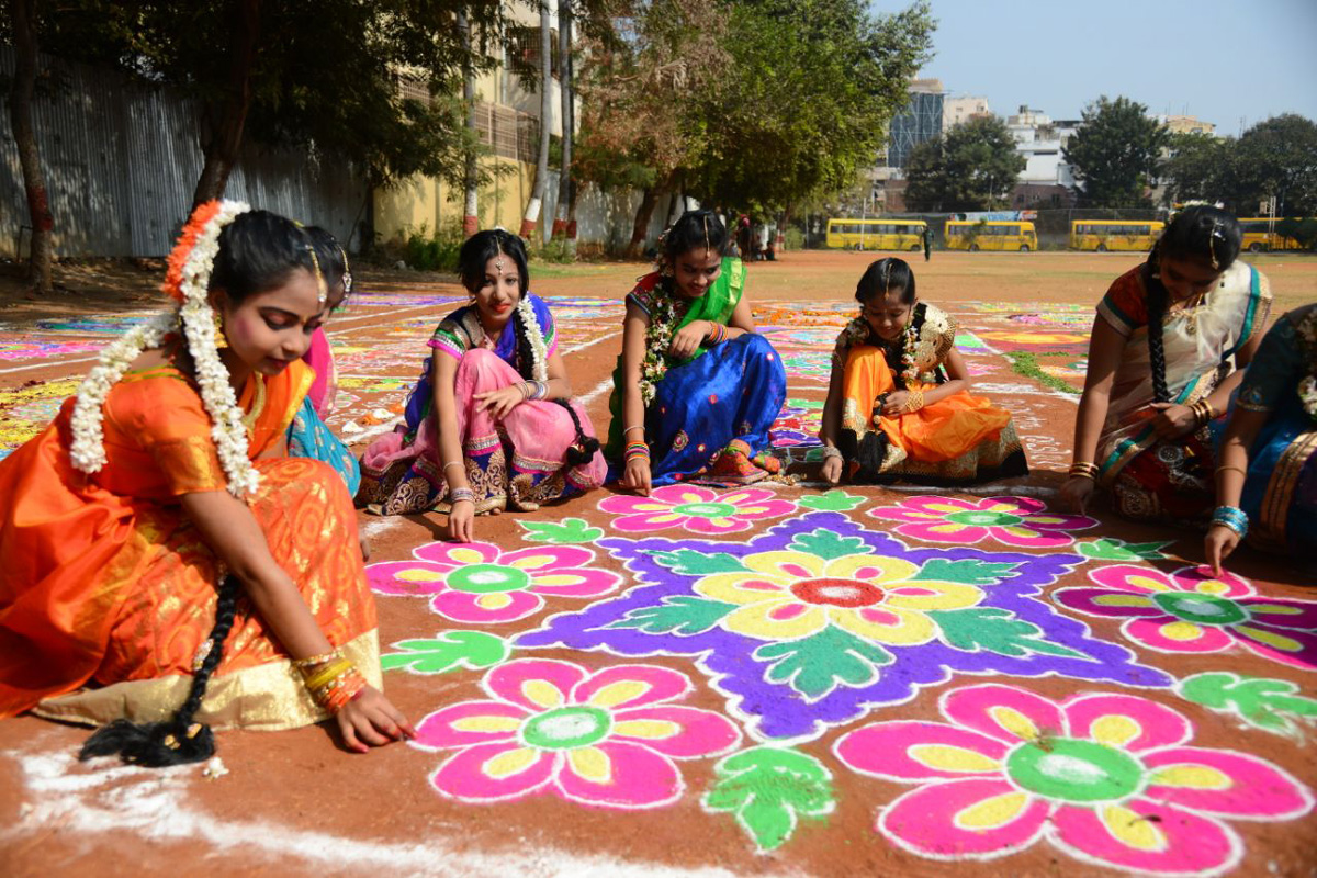 sankranti sambaralu in vijayawada - Sakshi6