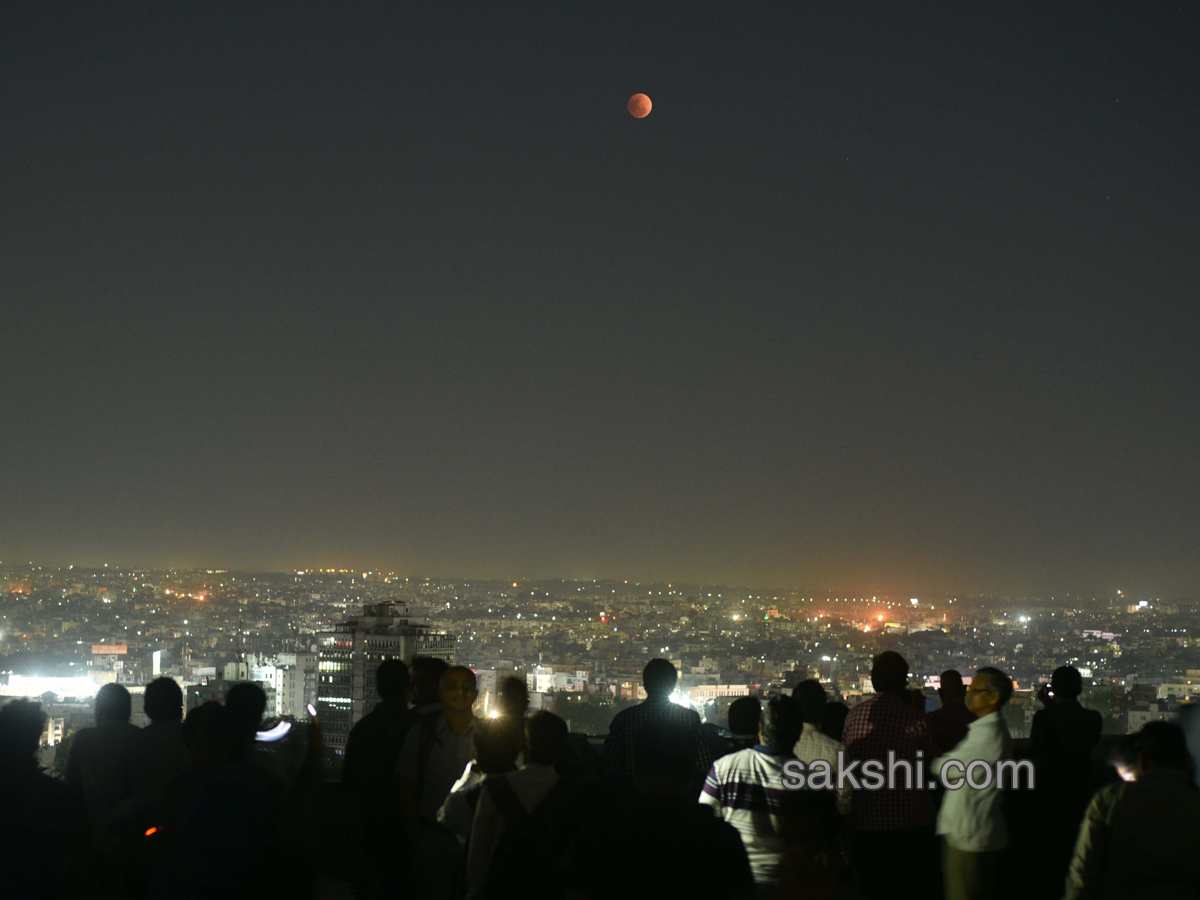 Super moon in Hyderabad - Sakshi10